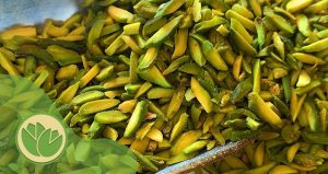 تهیه خلال پسته