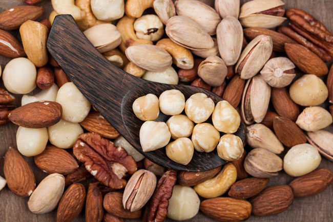 نگهداری از آجیل در خانه درون یخچال